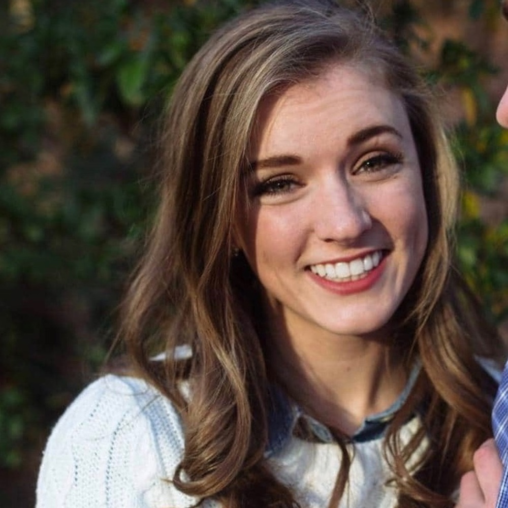 Meet your Posher, Savanna
